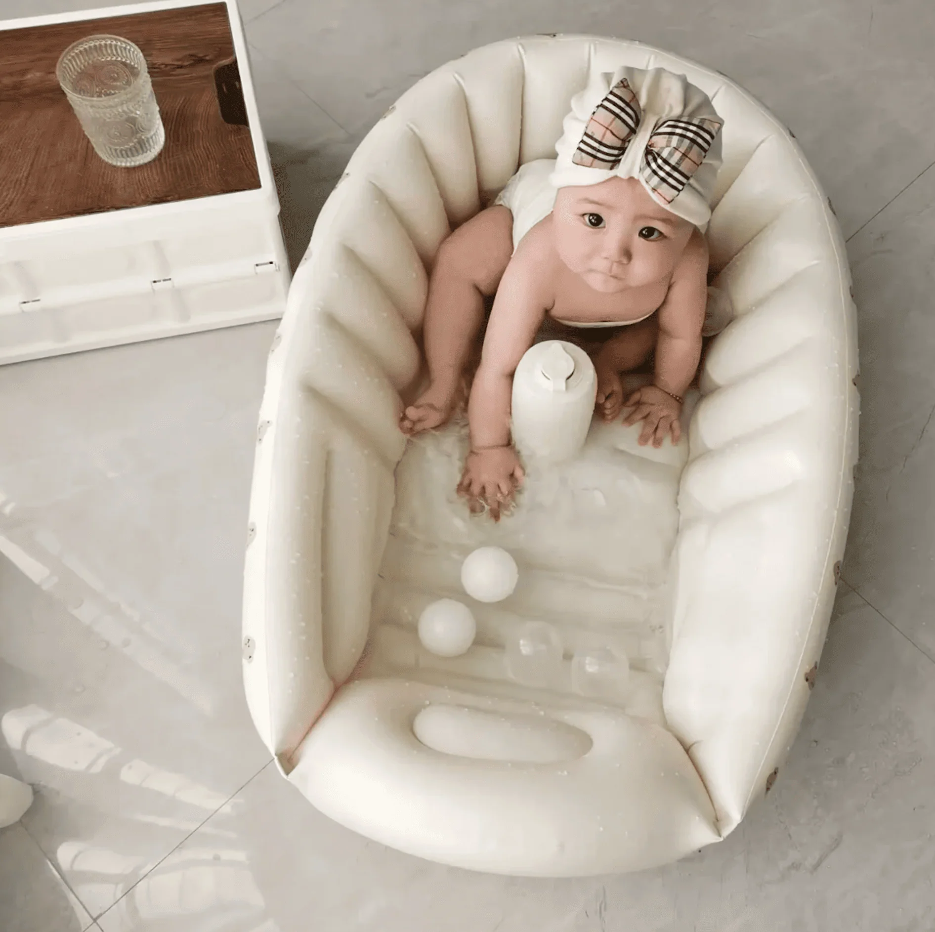 Baby Inflatable Baby Bathtub with Backrest – Bear Design